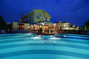 Junior Family Hotel, Cavallino